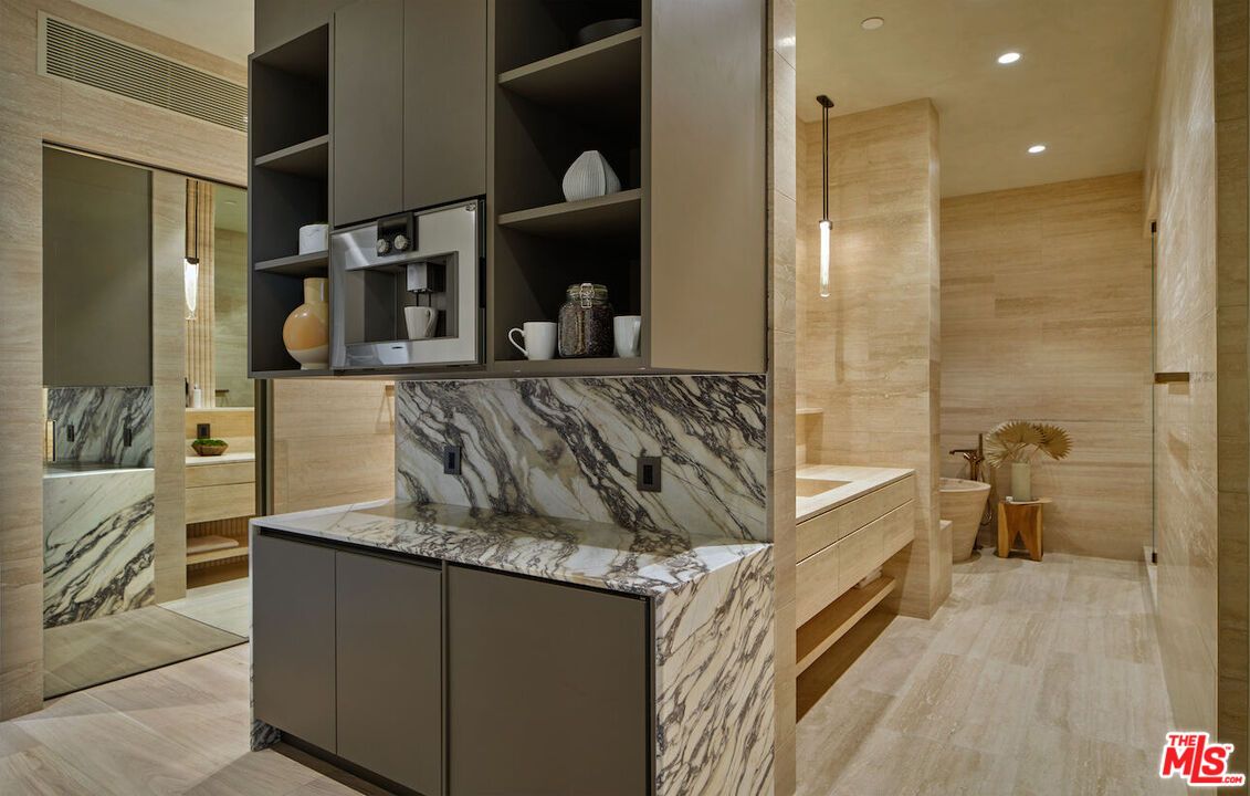 Bathroom, Interior, Pendant Lights, Recessed Lighting