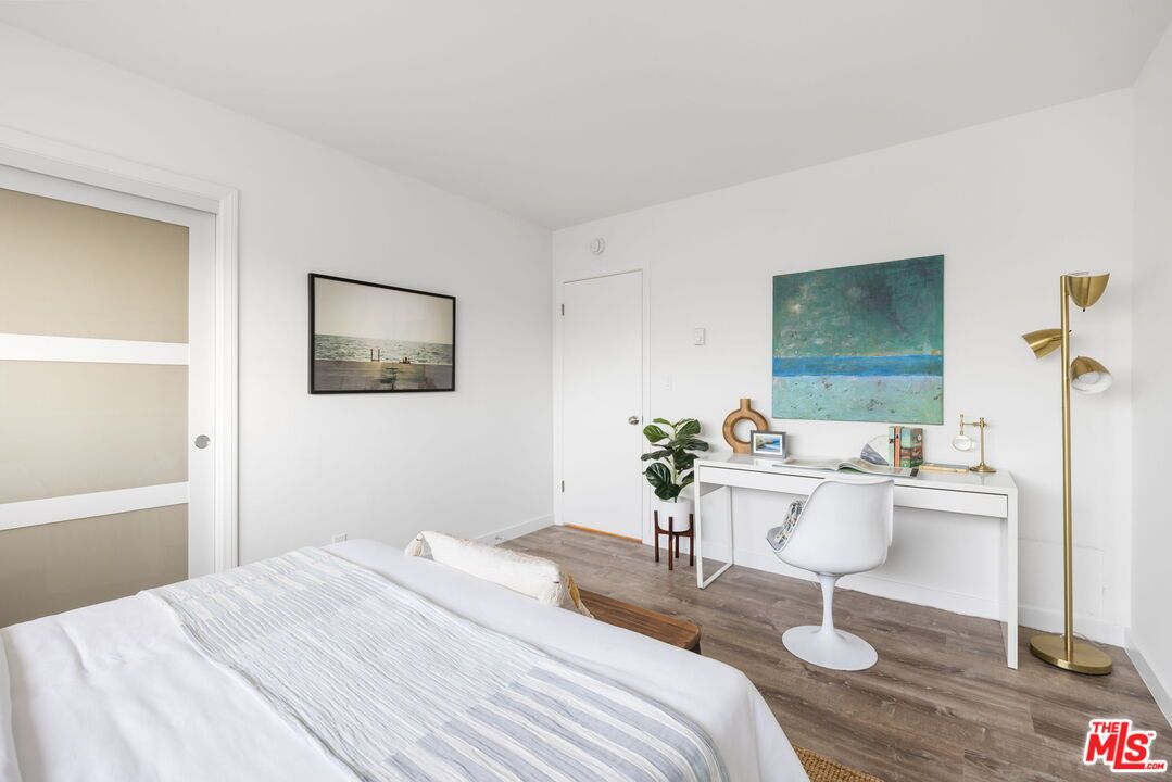 Bedroom, Home Office, Interior, Wood Texture Flooring