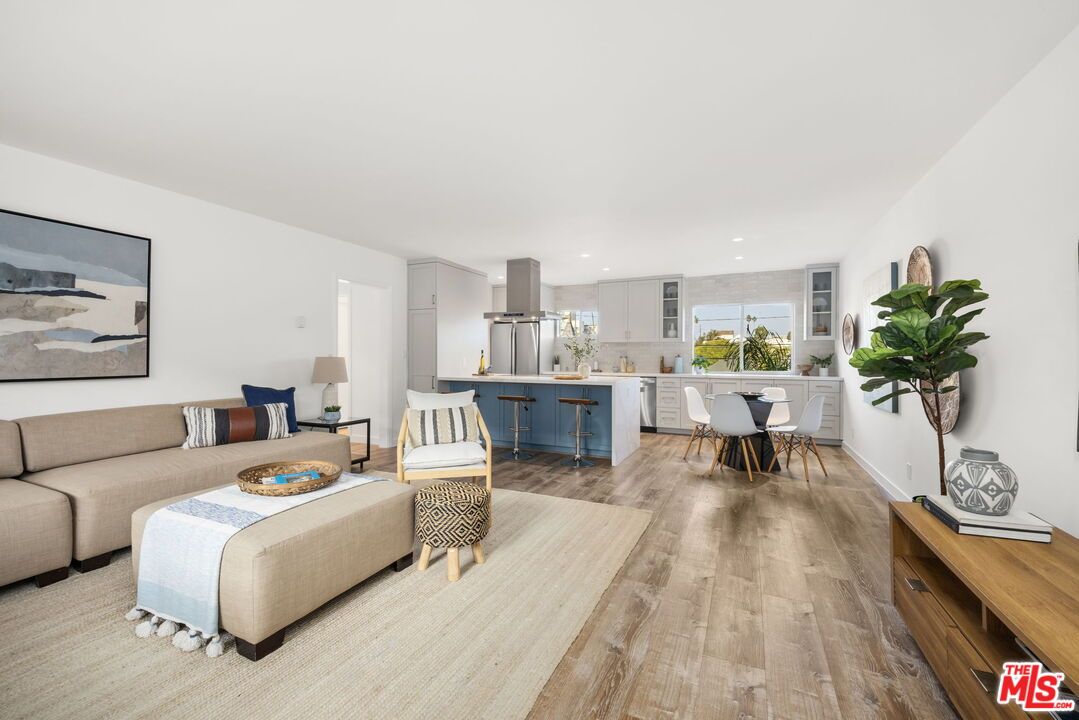 Dining room, Interior, Kitchen, Living room, Recessed Lighting, Wood Texture Flooring