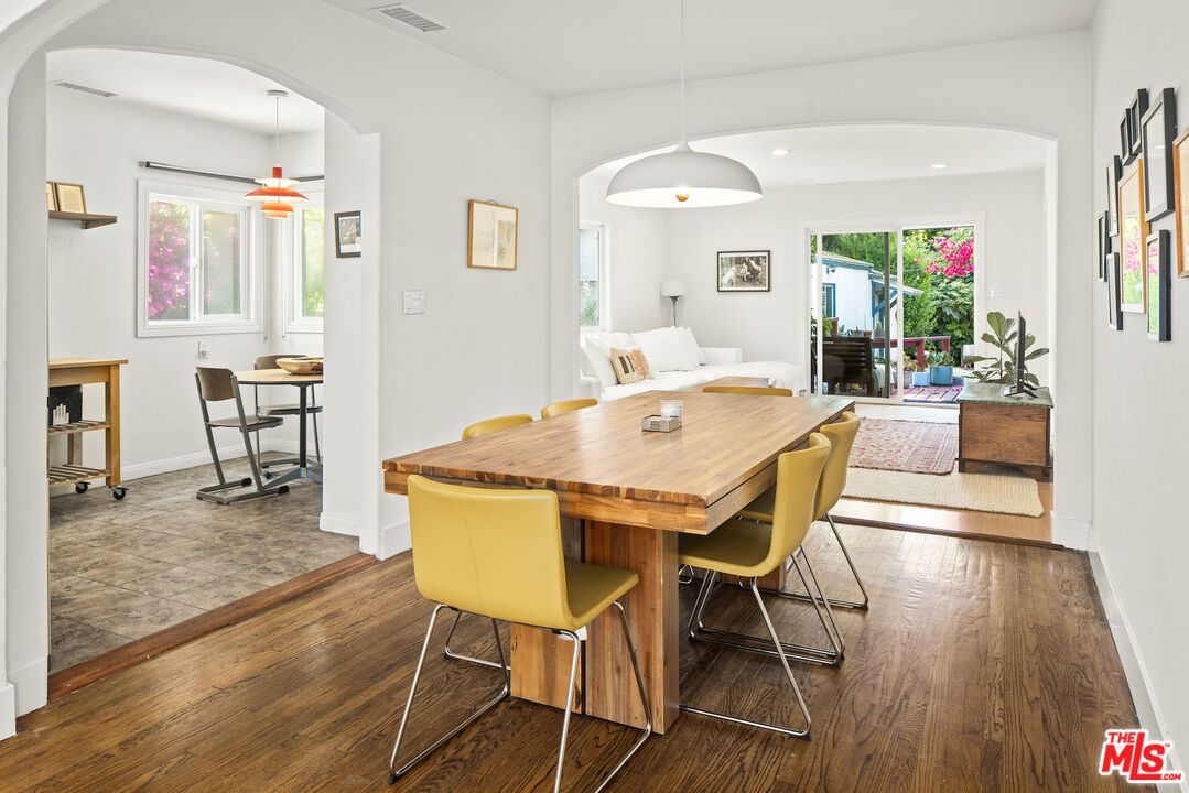 Dining room, Interior, Pendant Lights, Recessed Lighting, Wood Texture Flooring
