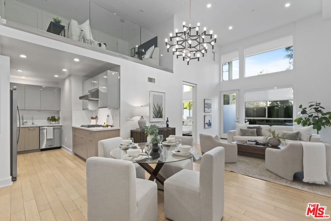 Dining room, Interior, Kitchen, Living room, Pendant Lights, Recessed Lighting, Wood Texture Flooring