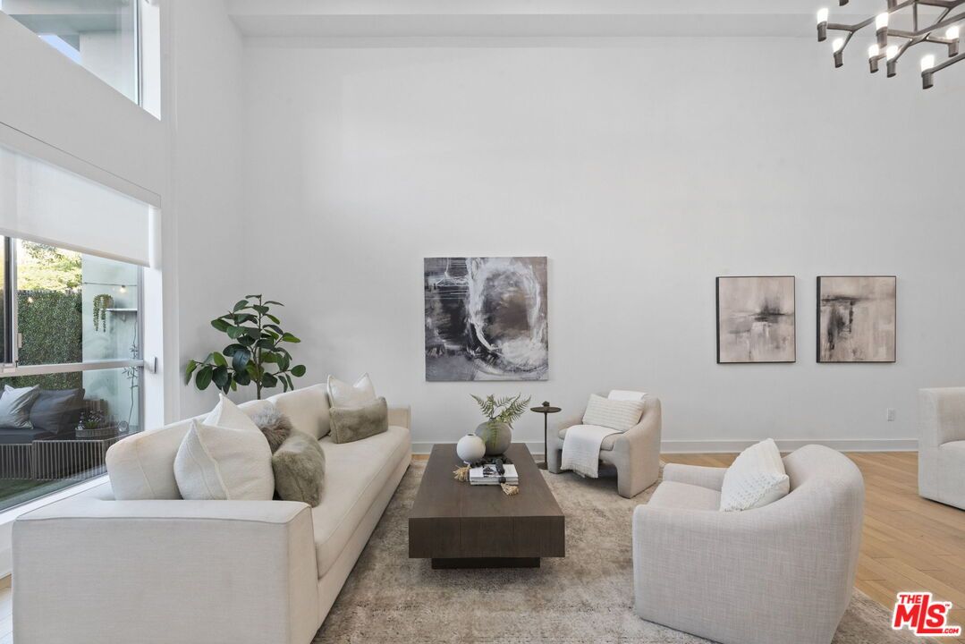 Interior, Living room, Pendant Lights, Wood Texture Flooring