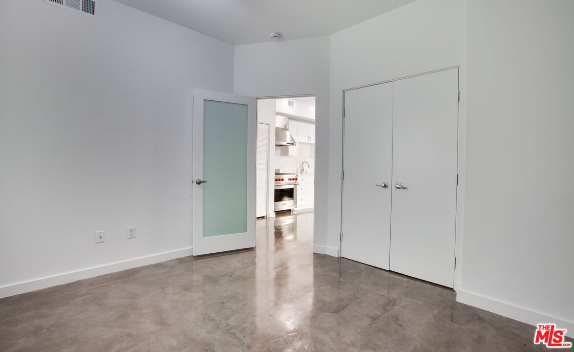 Empty room, Interior, Kitchen