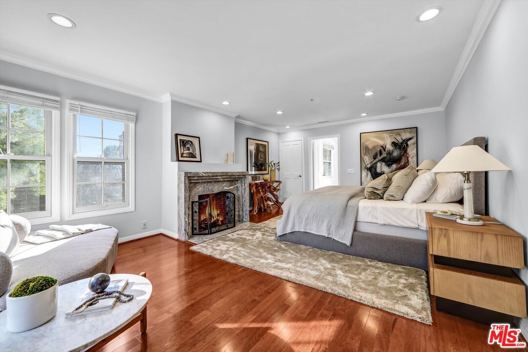 Bedroom, Fireplace, Interior, Recessed Lighting, Wood Texture Flooring