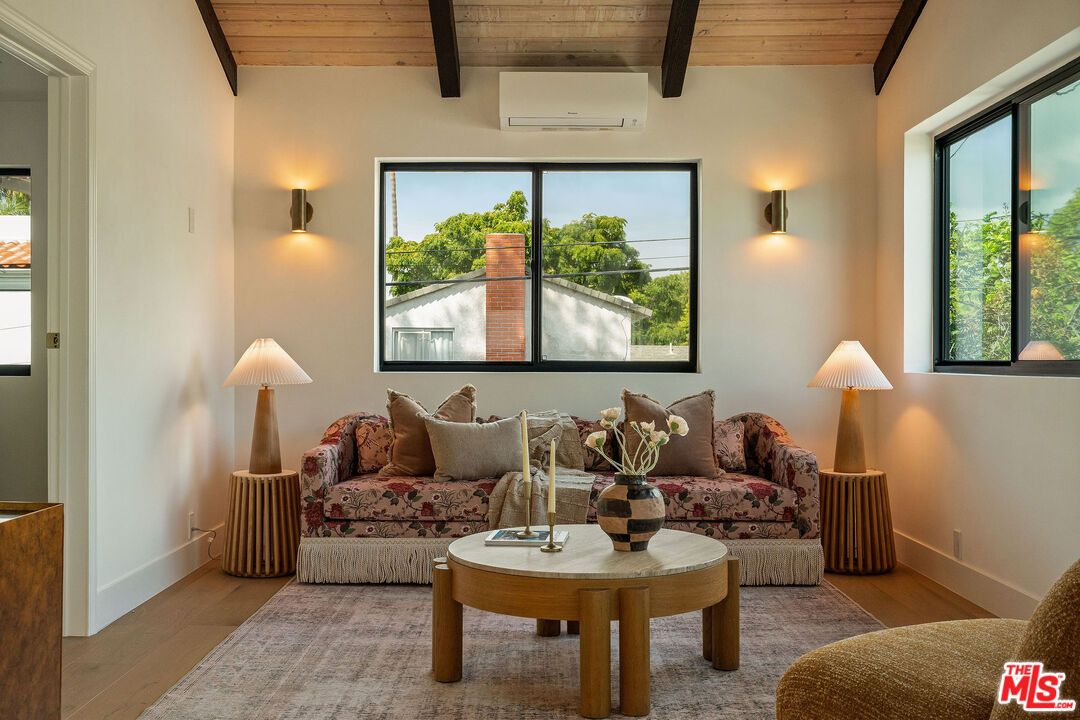 Interior, Living room, Wooden Beams, Wooden Ceilings, Wood Texture Flooring