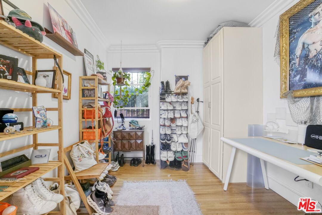 Home Office, Interior, Pendant Lights, Wood Texture Flooring