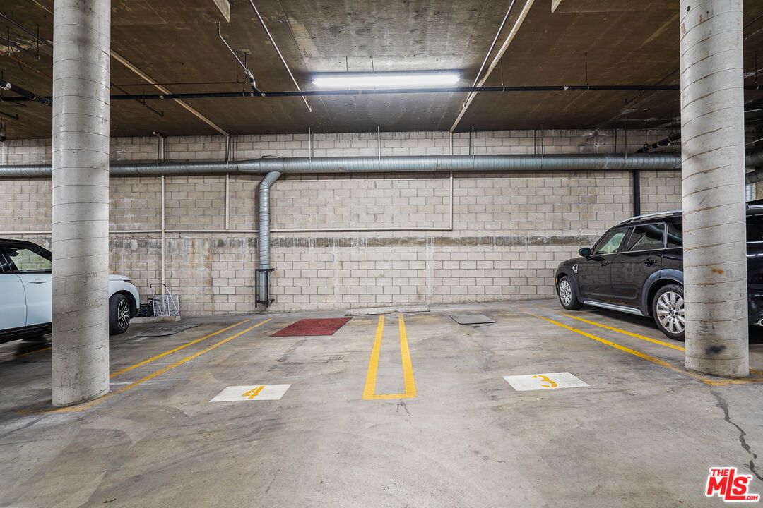 Garage, Interior, Stone Walls