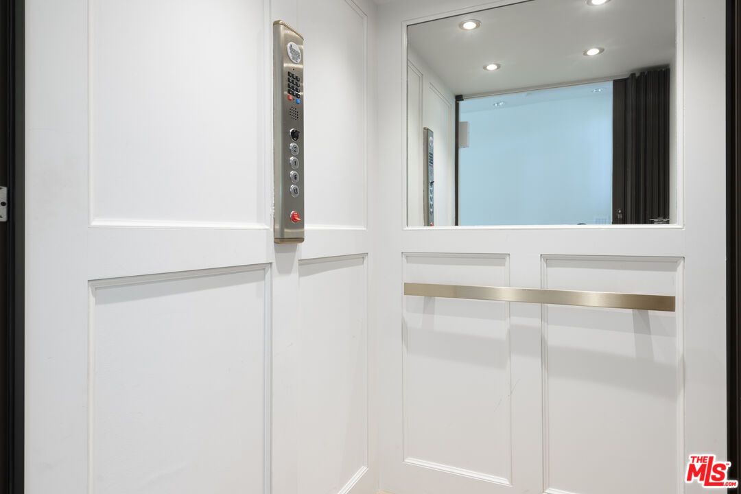 Elevator, Interior, Recessed Lighting