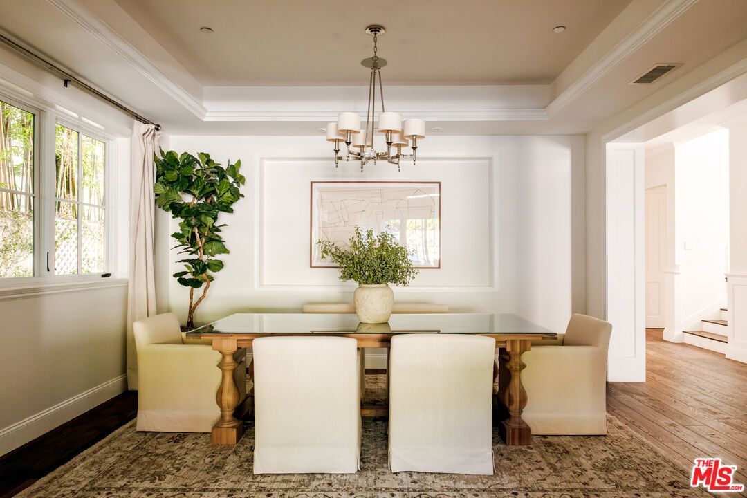 Chandelier, Dining room, Interior, Recessed Lighting, Wood Texture Flooring