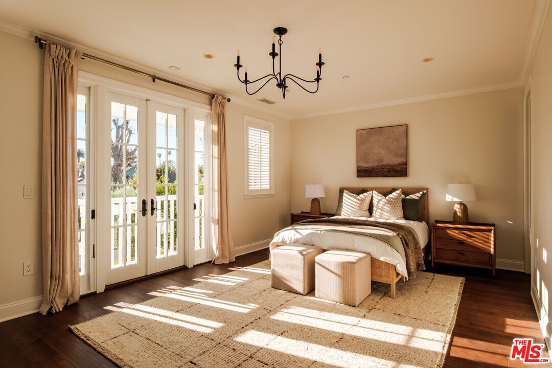 Bedroom, Chandelier, Interior, Recessed Lighting, Wood Texture Flooring
