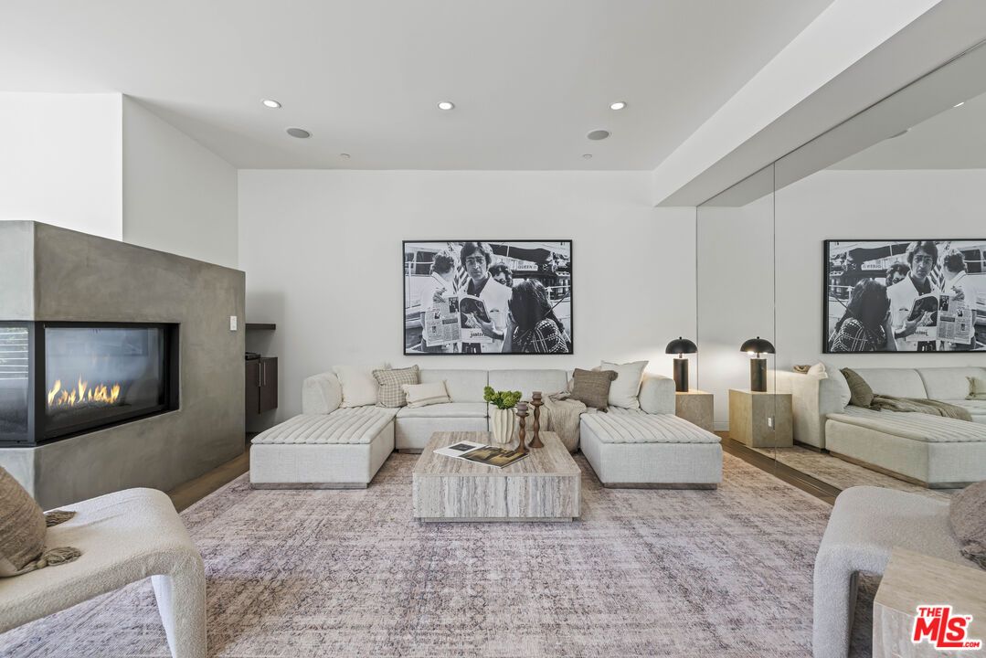 Fireplace, Interior, Living room, Recessed Lighting