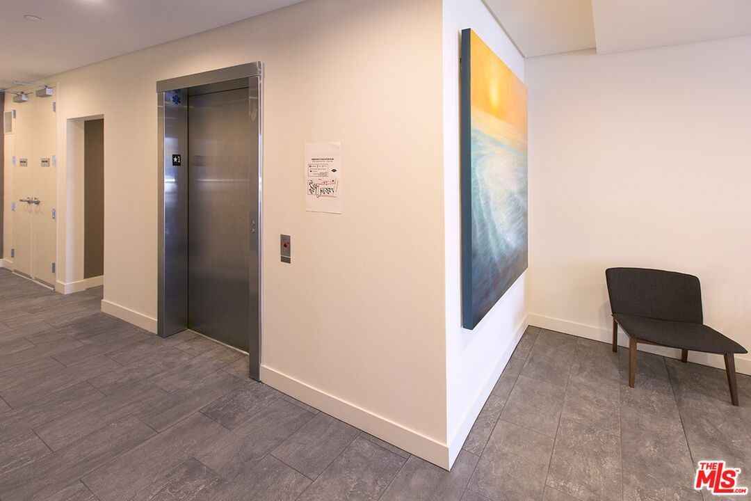 Elevator, Interior, Recessed Lighting