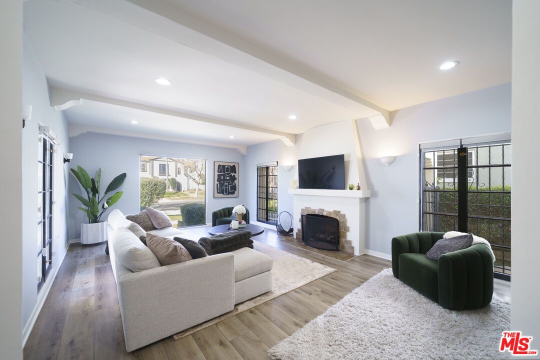 Fireplace, Interior, Living room, Recessed Lighting, Wood Texture Flooring