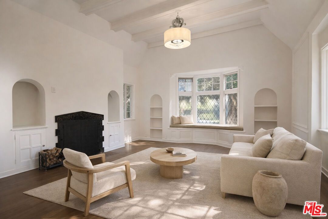 Fireplace, Interior, Living room, Pendant Lights, Wood Texture Flooring