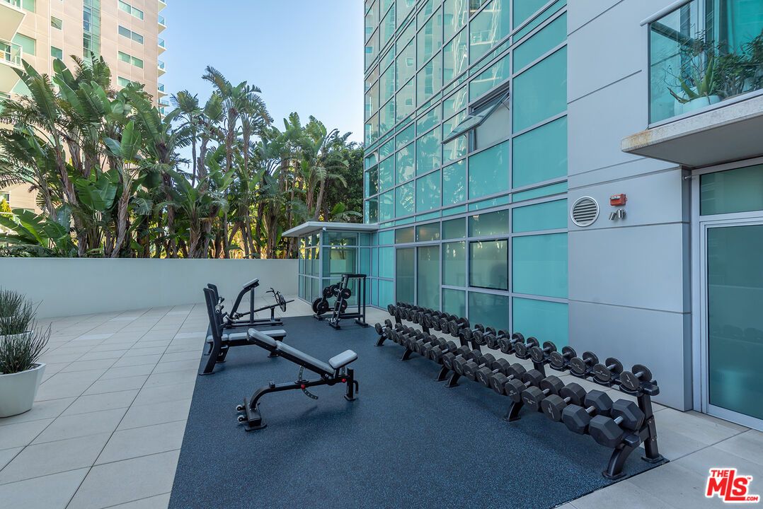 Exterior, Fitness Equipment