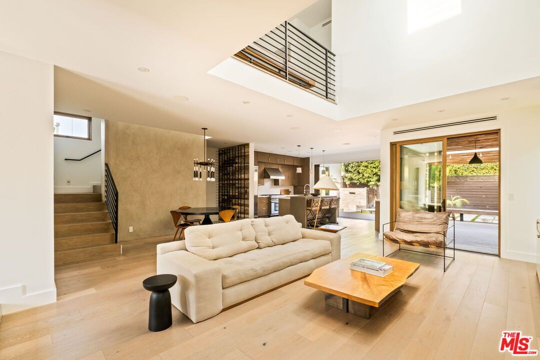 Dining room, Interior, Kitchen, Living room, Pendant Lights, Recessed Lighting, Stainless Steel Appliances, Wood Texture Flooring