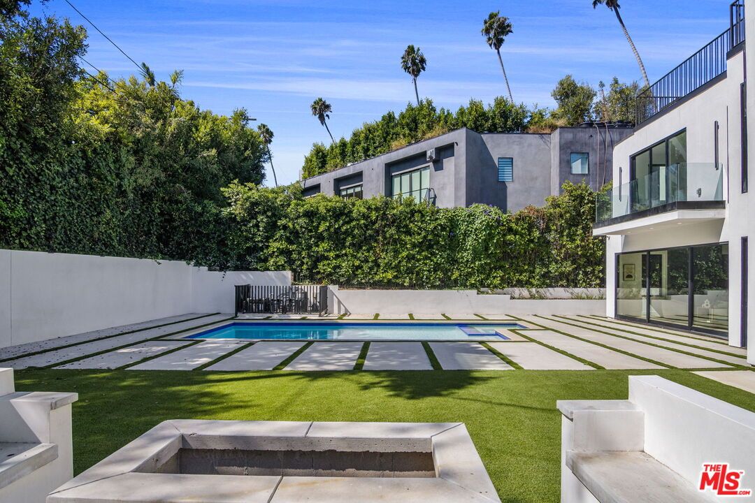 Backyard, Exterior, Pool