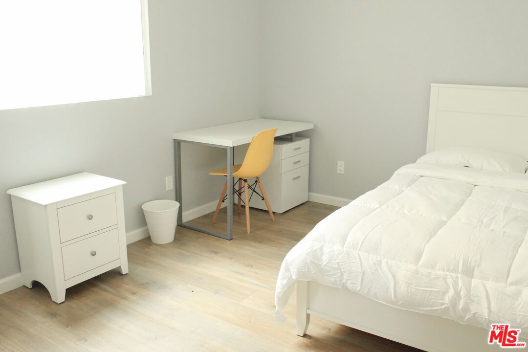 Bedroom, Home Office, Interior, Wood Texture Flooring