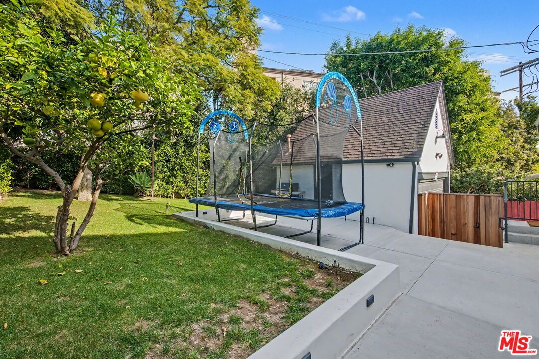 Backyard, Exterior, Playground