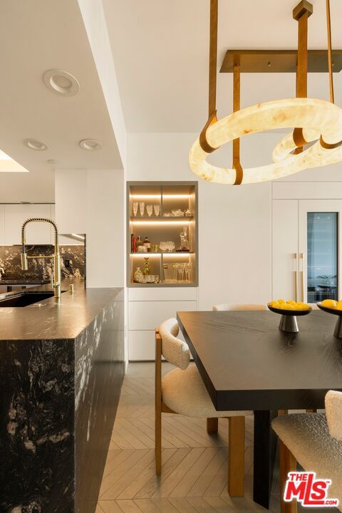 Dining room, Interior, Kitchen, Pendant Lights, Recessed Lighting