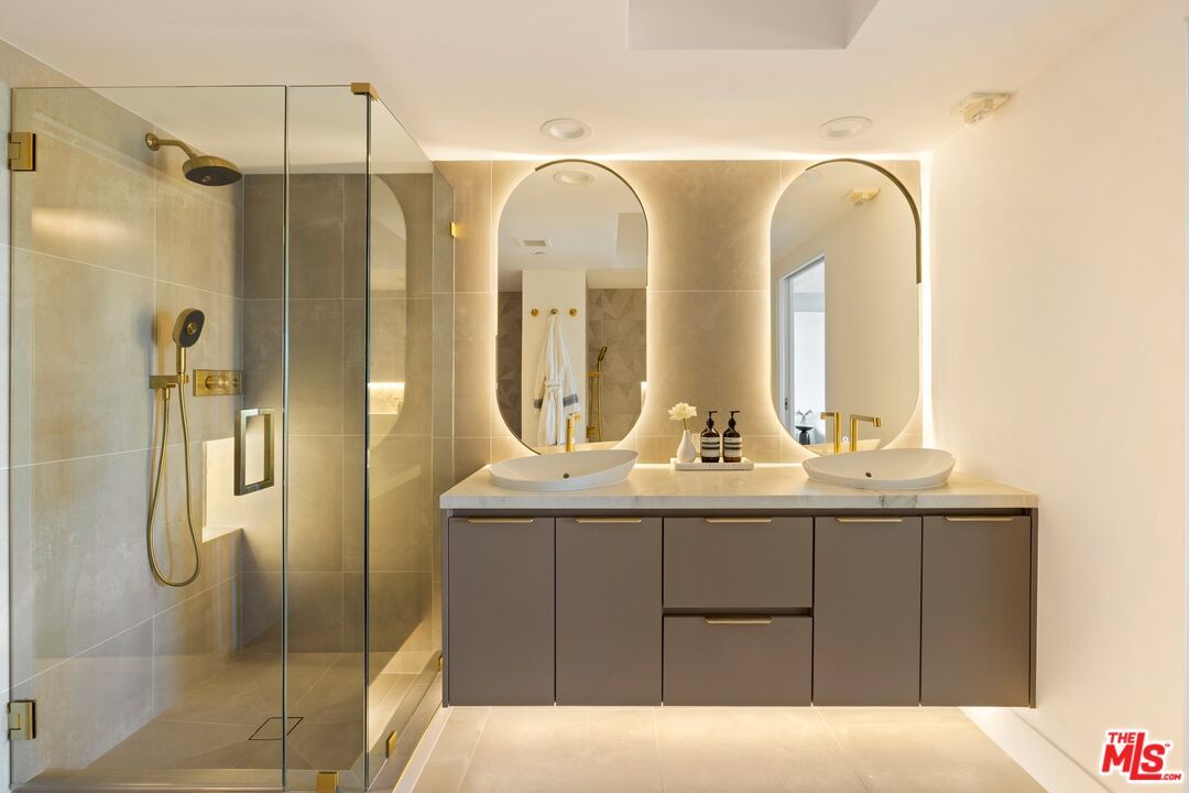 Bathroom, Dual Sink Vanities, Glass Shower, Interior