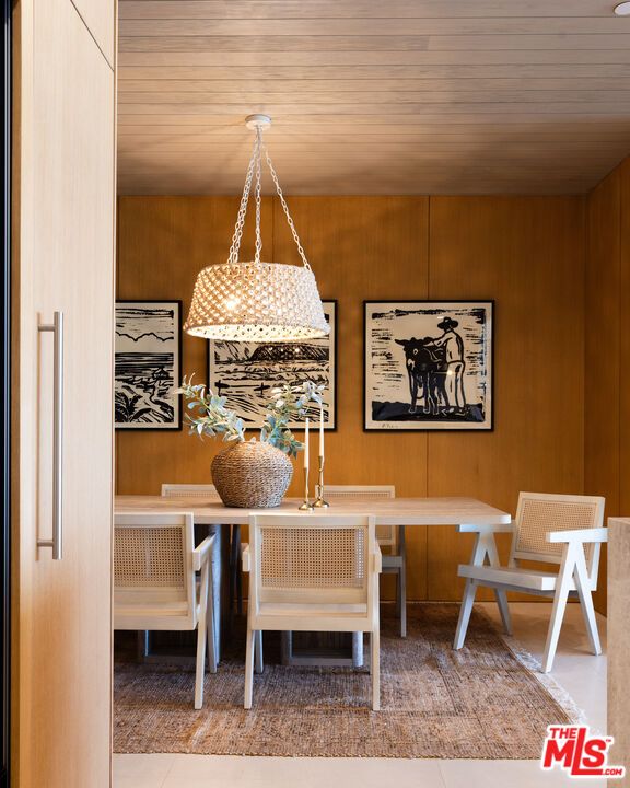 Dining room, Interior, Pendant Lights, Wooden Walls