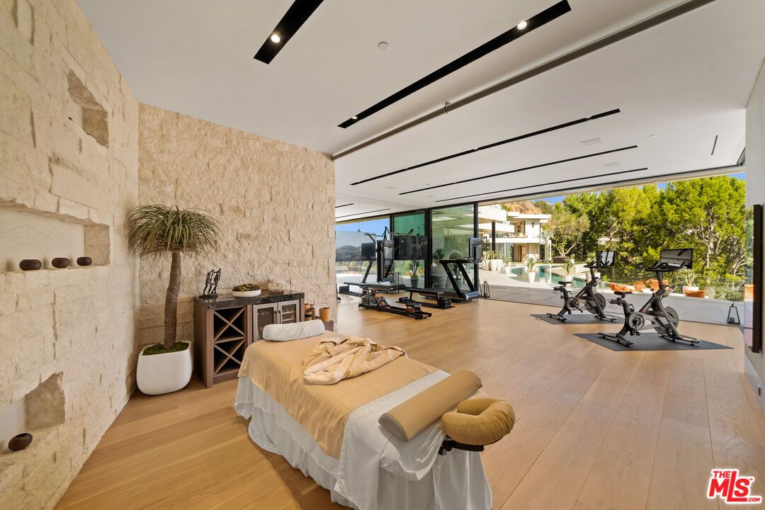 Fitness Equipment, Interior, Recessed Lighting, Stone Walls, Wood Texture Flooring