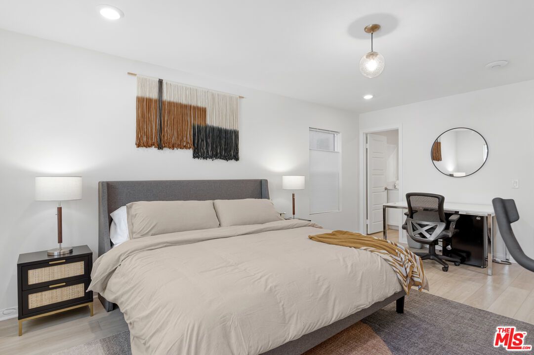 Bedroom, Home Office, Interior, Pendant Lights, Recessed Lighting, Wood Texture Flooring