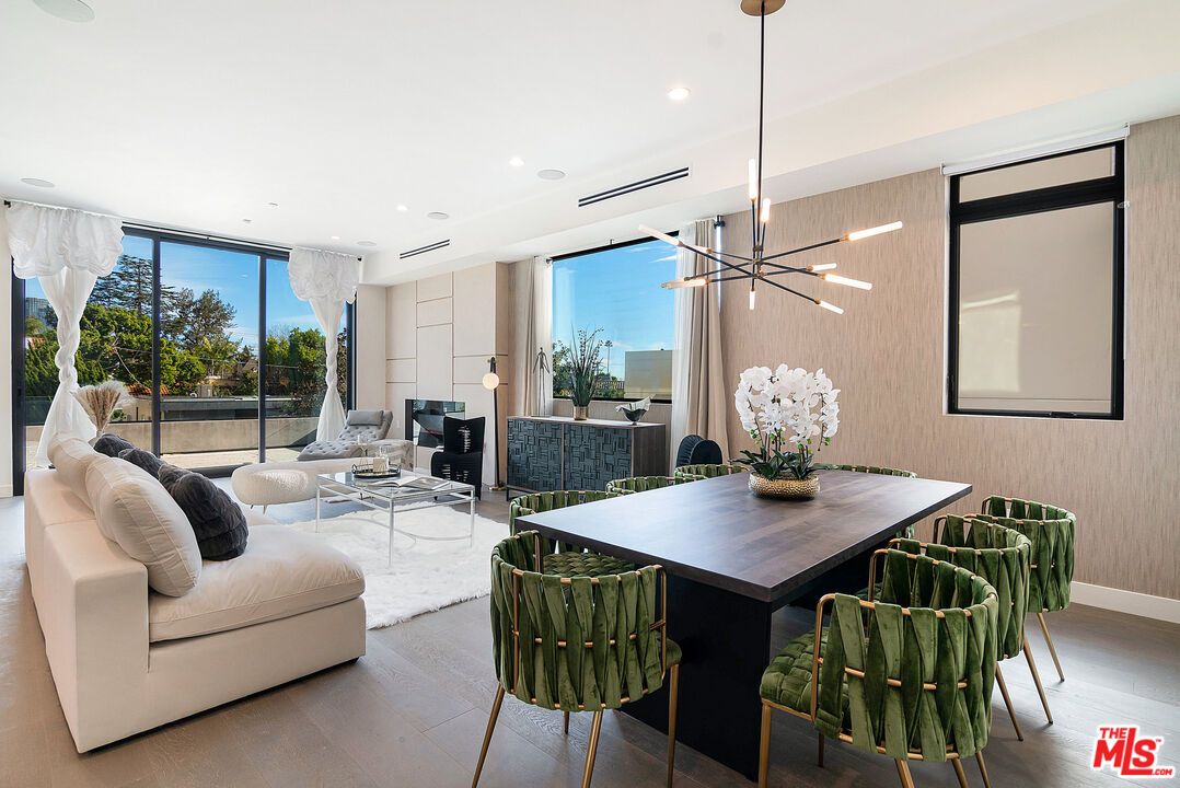 Dining room, Interior, Living room, Pendant Lights, Recessed Lighting, Wood Texture Flooring