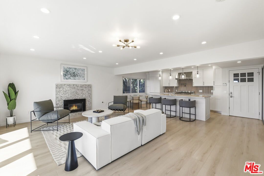 Fireplace, Interior, Kitchen, Living room, Pendant Lights, Recessed Lighting, Wood Texture Flooring