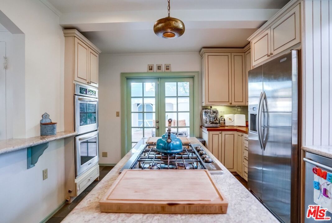 Interior, Kitchen, Pendant Lights, Stainless Steel Appliances
