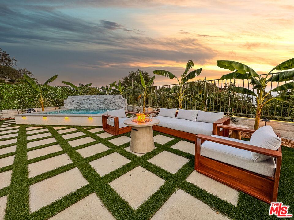 DE Listing image placeholder