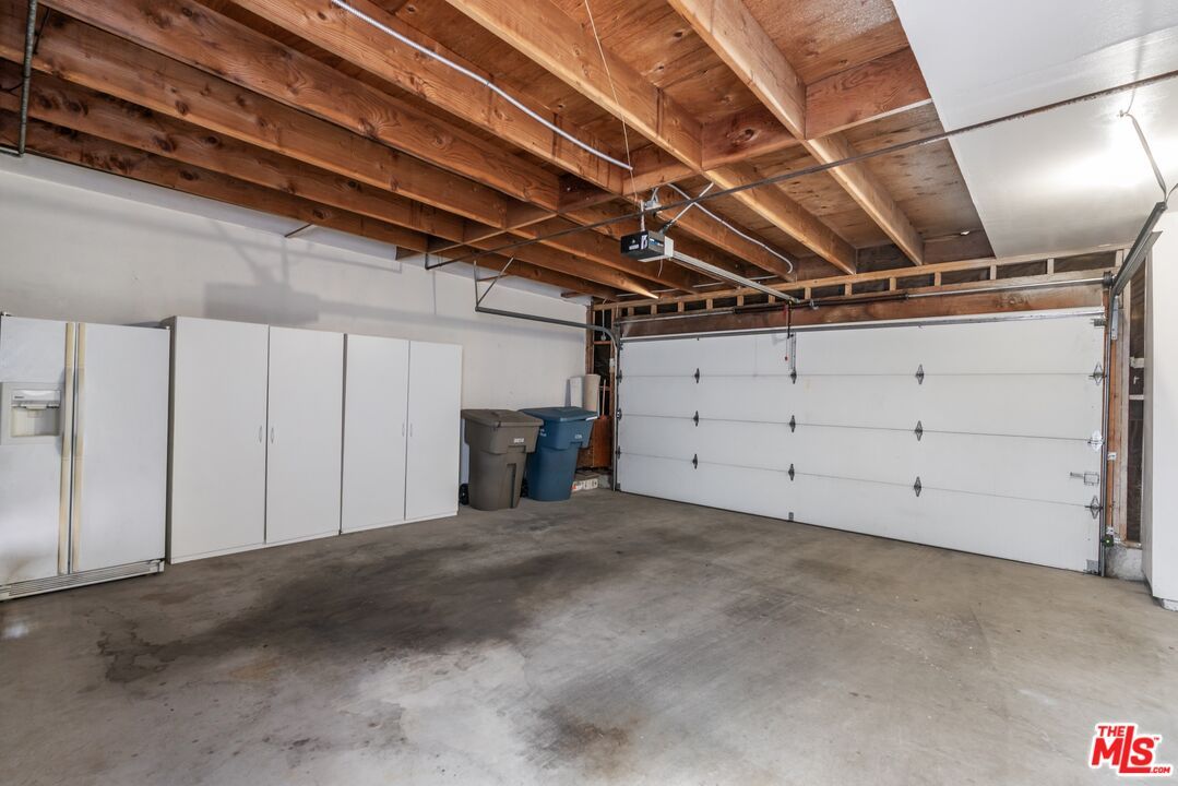 Garage, Interior, Wooden Beams, Wooden Ceilings