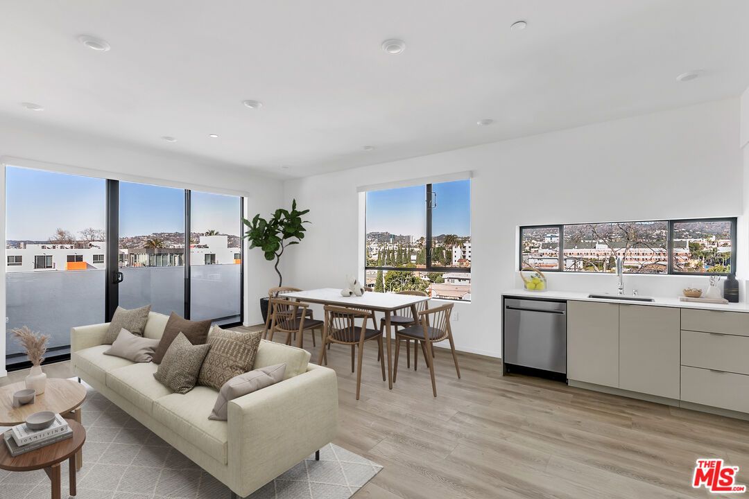 Dining room, Interior, Kitchen, Living room, Recessed Lighting, Wood Texture Flooring