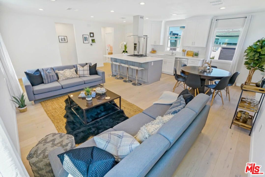 Dining room, Interior, Kitchen, Living room, Recessed Lighting, Wood Texture Flooring