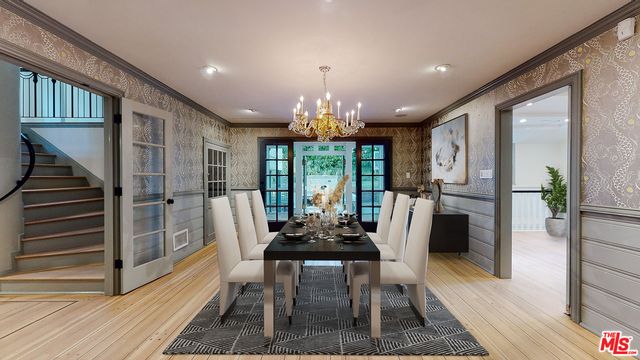 Chandelier, Dining room, Interior, Recessed Lighting, Wood Texture Flooring