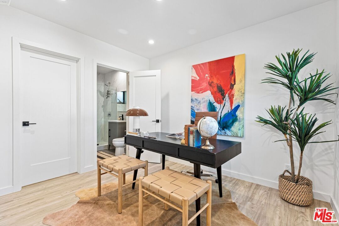 Home Office, Interior, Recessed Lighting, Wood Texture Flooring