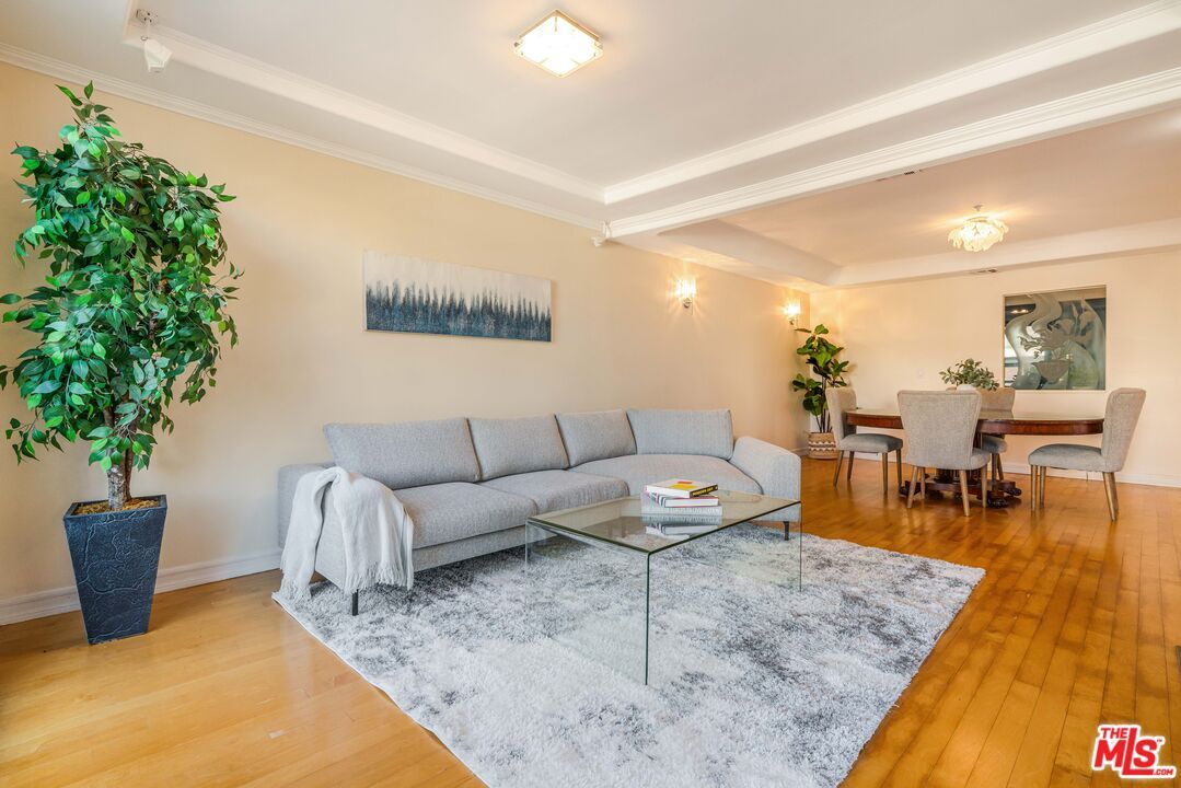 Dining room, Interior, Living room, Wood Texture Flooring