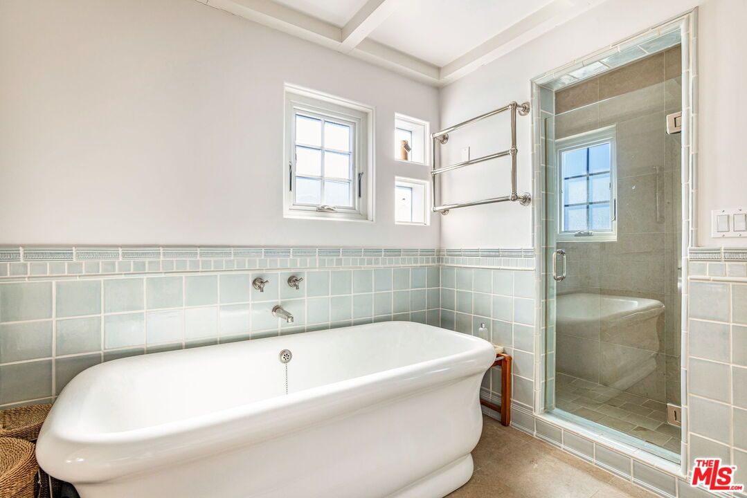 Bathroom, Free Standing Baths, Glass Shower, Interior