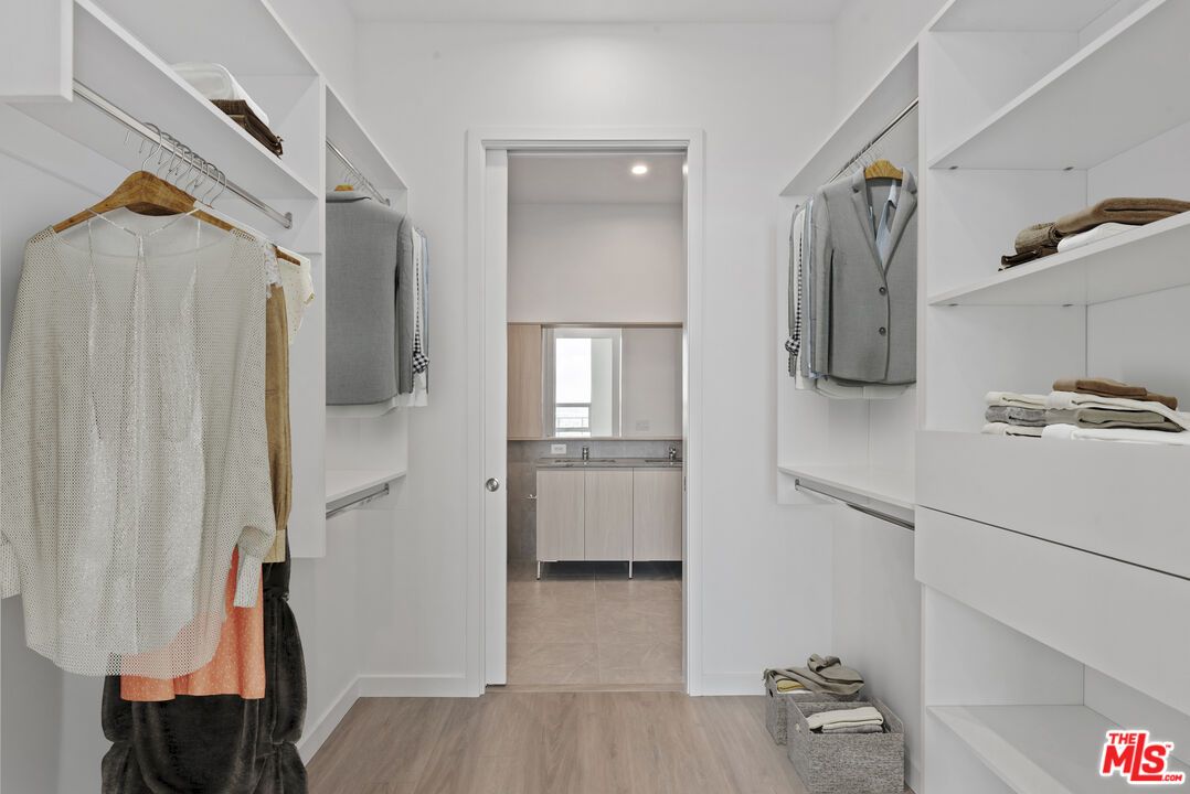Interior, Recessed Lighting, Walk-in Closets, Wood Texture Flooring