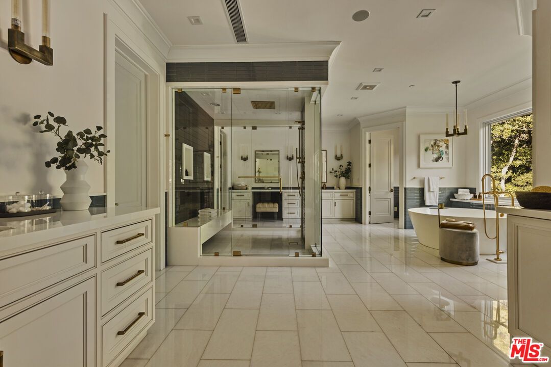 Bathroom, Fireplace, Free Standing Baths, Glass Shower, Interior, Pendant Lights, Recessed Lighting