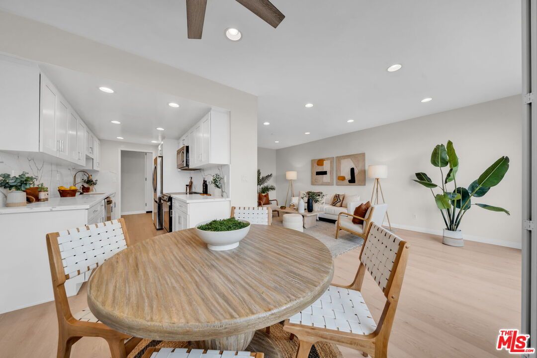 Dining room, Interior, Kitchen, Living room, Recessed Lighting, Wood Texture Flooring