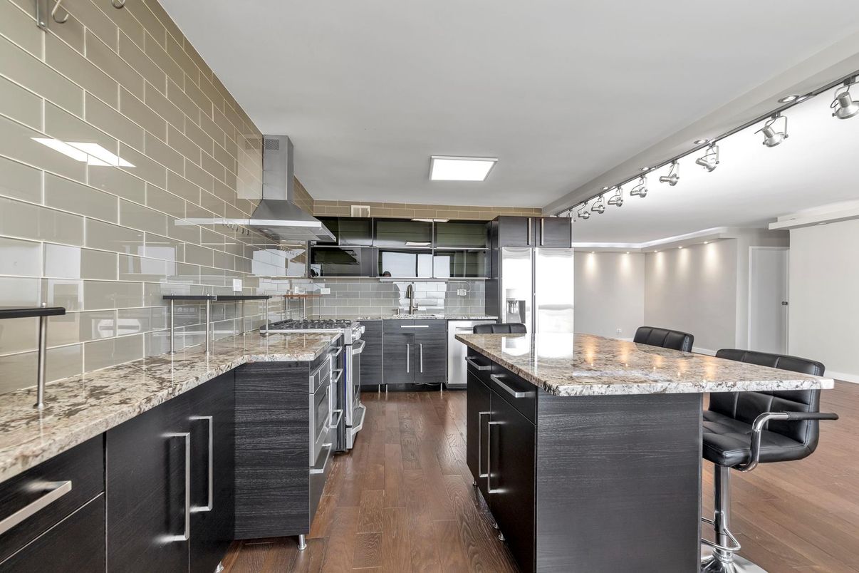 Interior, Kitchen, Stainless Steel Appliances, Wood Texture Flooring