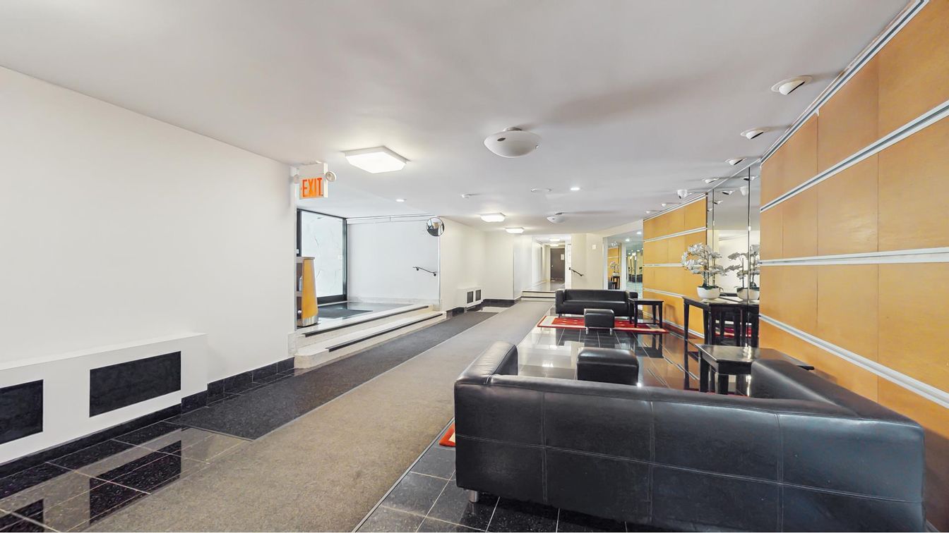 Fitness Equipment, Interior, Recessed Lighting