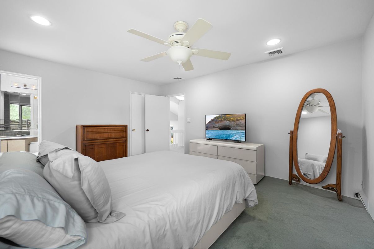 Bedroom, Interior, Recessed Lighting