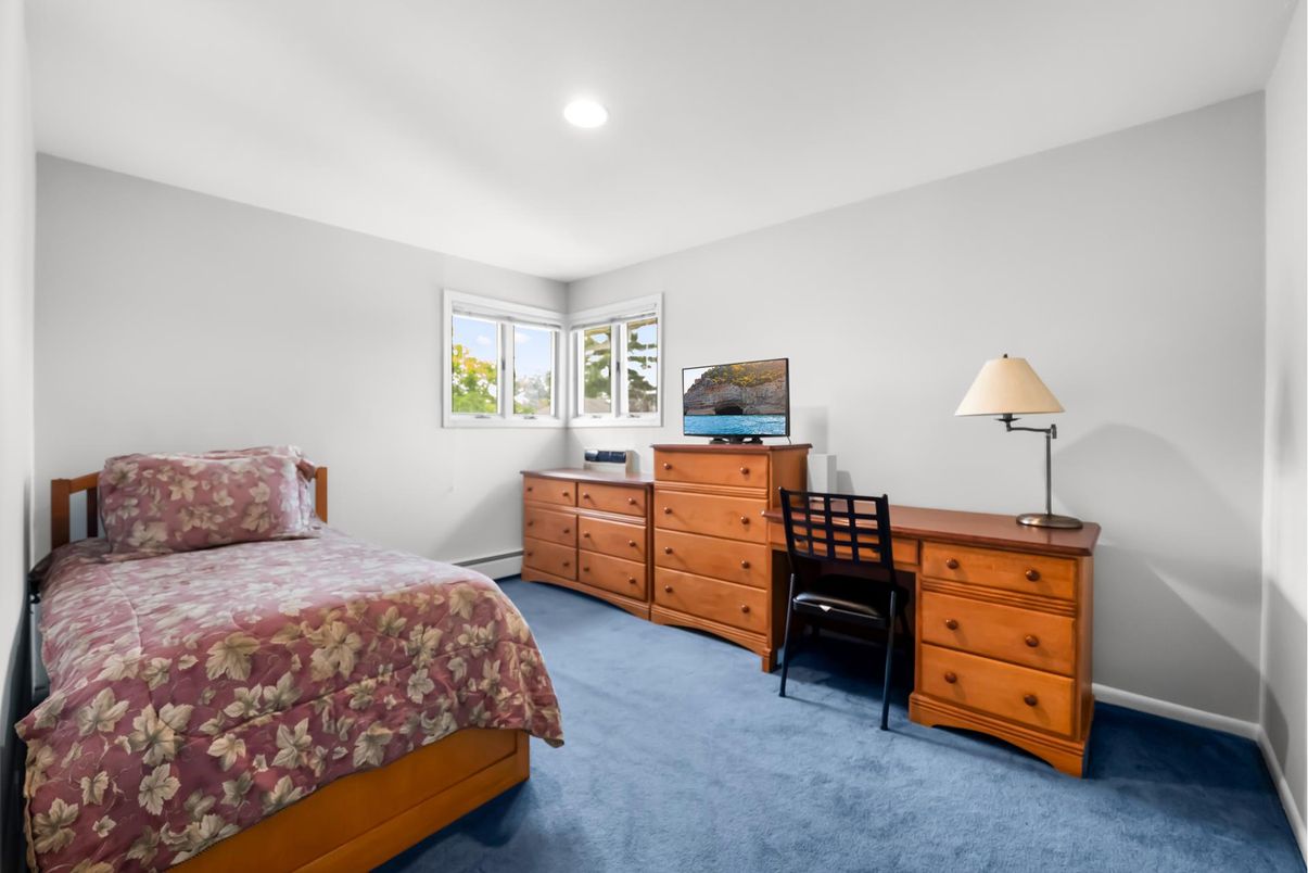 Bedroom, Home Office, Interior, Recessed Lighting