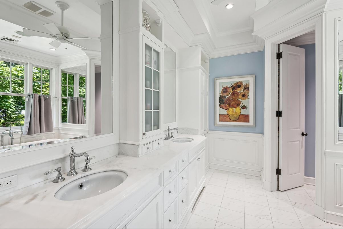 Bathroom, Dual Sink Vanities, Interior, Marble, Recessed Lighting