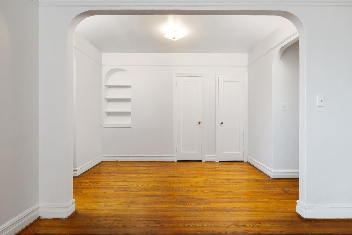 DE Listing image placeholder