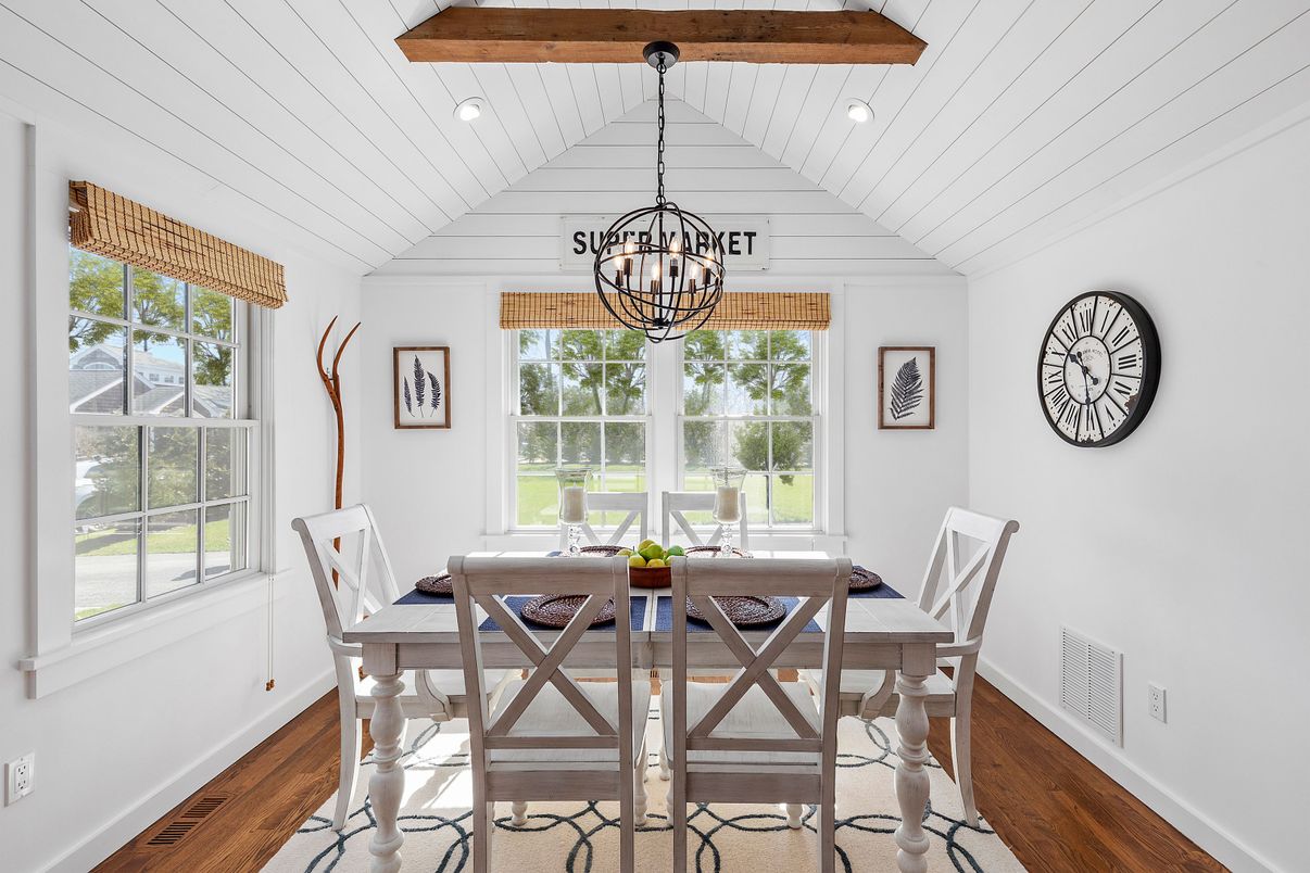 Dining room, Interior, Pendant Lights, Recessed Lighting, Wooden Beams, Wood Texture Flooring