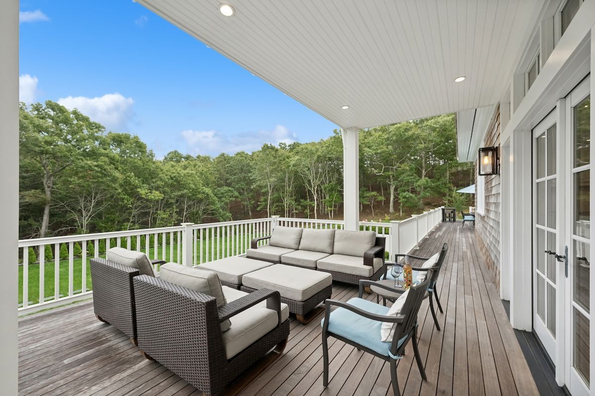 Exterior, Wood Texture Flooring